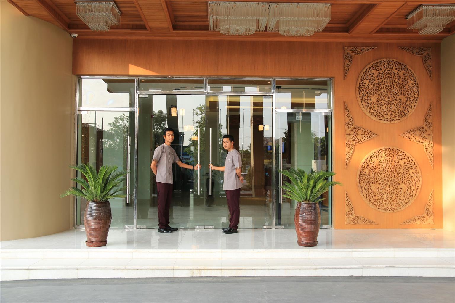 Eastern Palace Hotel Mandalay Exterior foto